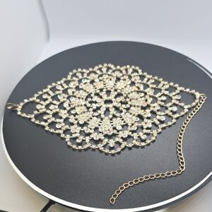 Elegant Gold Chain Bracelet